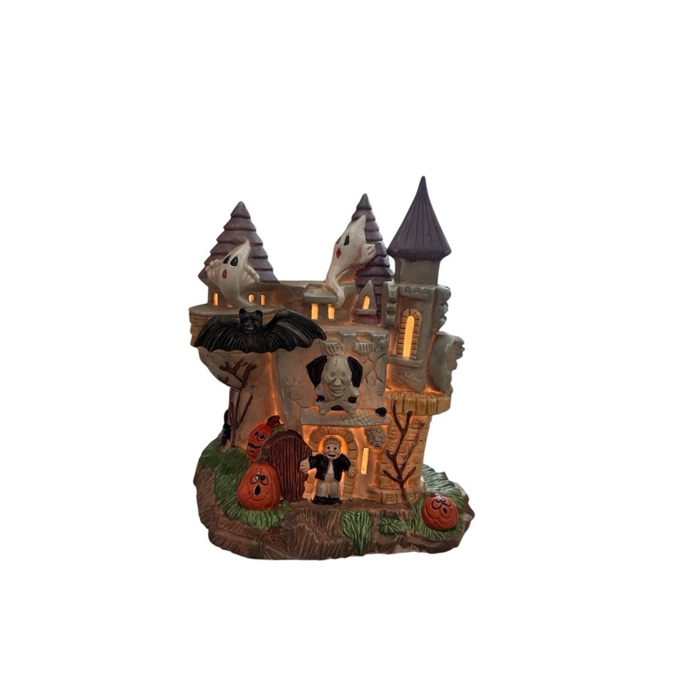 Vintage 1998‎ Studio 33 Spooky Stuff Haunted Castle Halloween Lamp Lighted 7"